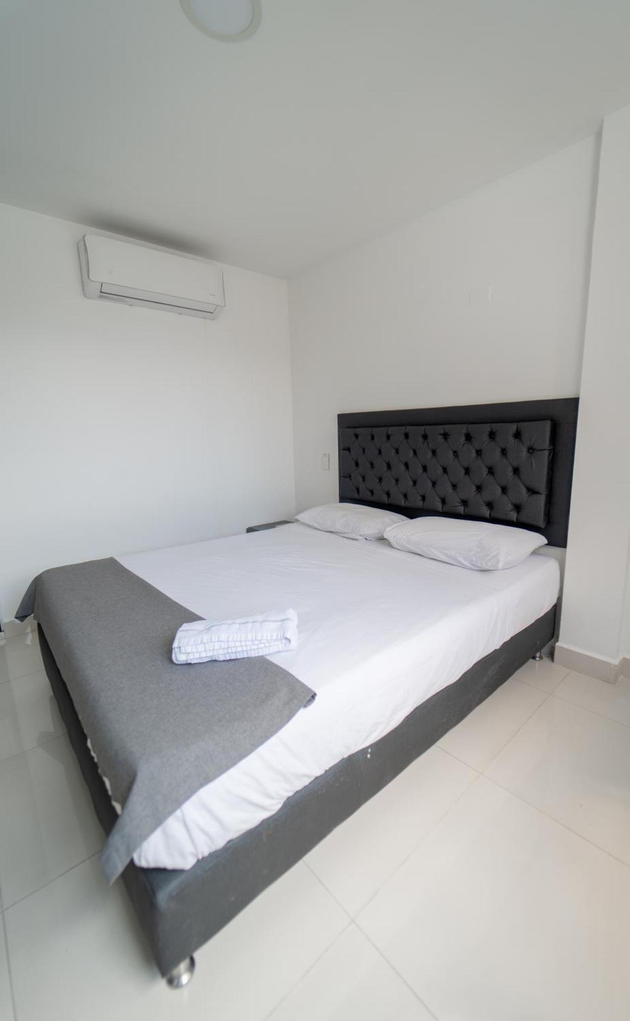 79 Hotel Medellín Eksteriør bilde